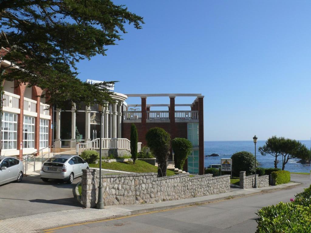 Hotel Torre Cristina Noja Kültér fotó