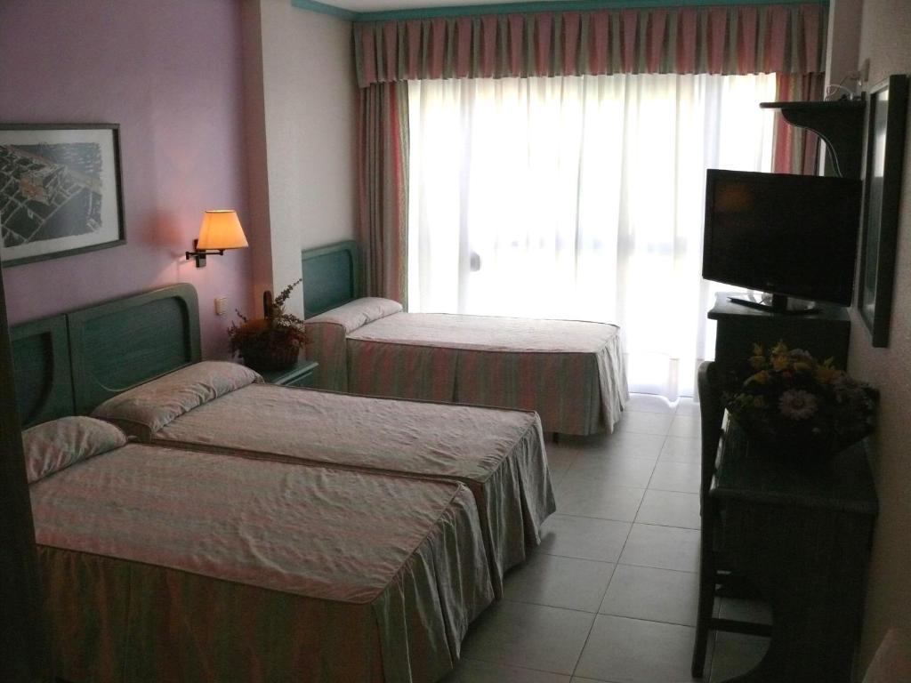 Hotel Torre Cristina Noja Szoba fotó
