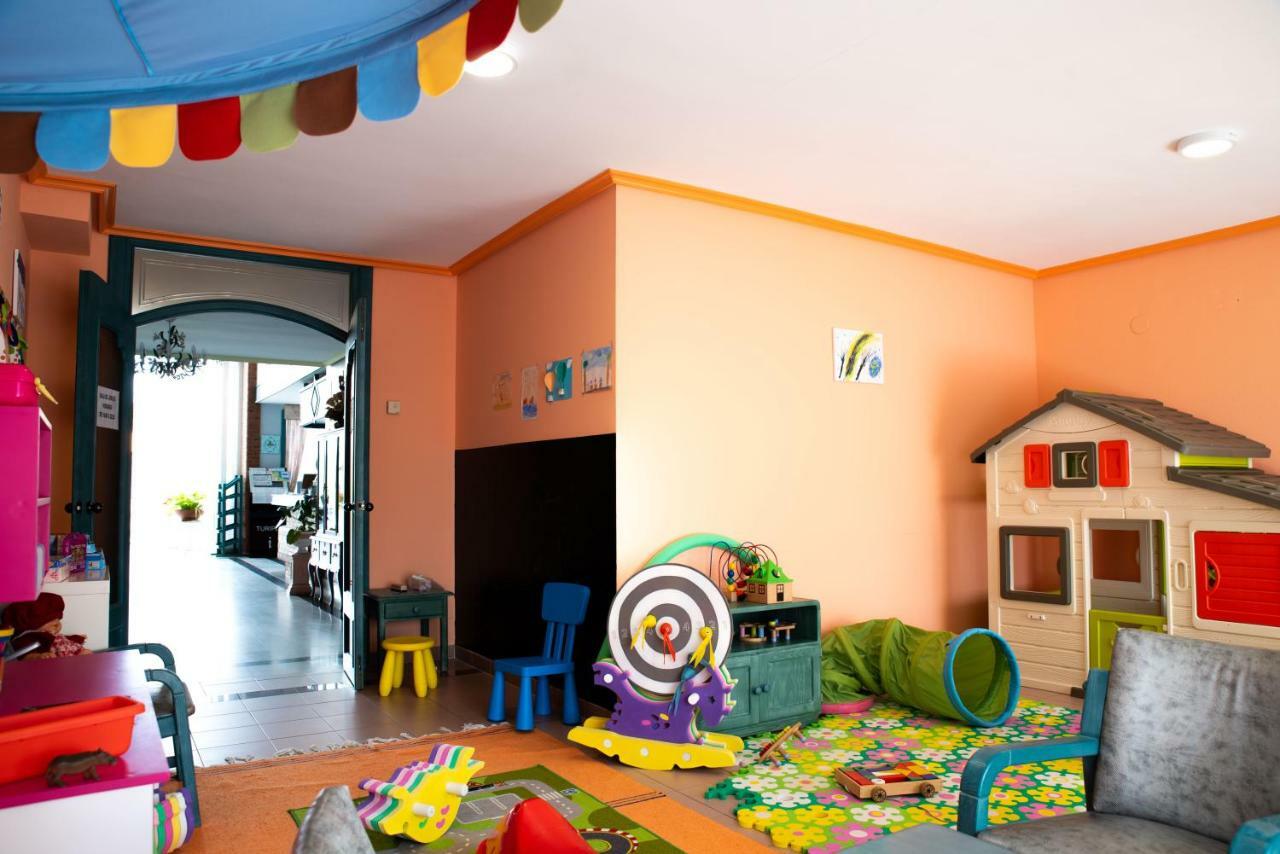 Hotel Torre Cristina Noja Kültér fotó